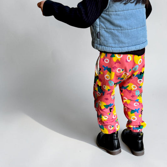 OTEMBA KIDS｜カラフルキッズボトムス（ユニセックス／ FLARE レッドオレンジ）